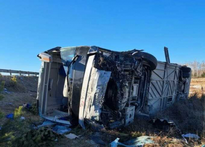 В Амурской области произошло дорожно-транспортное происшествие с автобусом, в салоне которого находились 48 человек