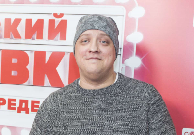 Бурунов поделился воспоминаниями о съемках с Поповым: «Ему было плохо»