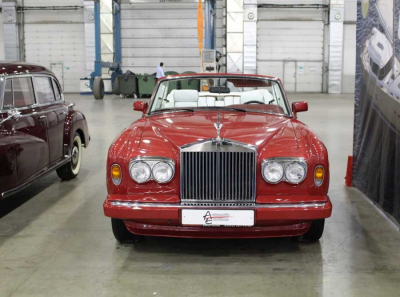 Rolls-Royce Corniche на номерах У019ВУ50 — ширма для схем? Кто стоит за Натальей Ам Энде и Автомотив Эмоушнс?